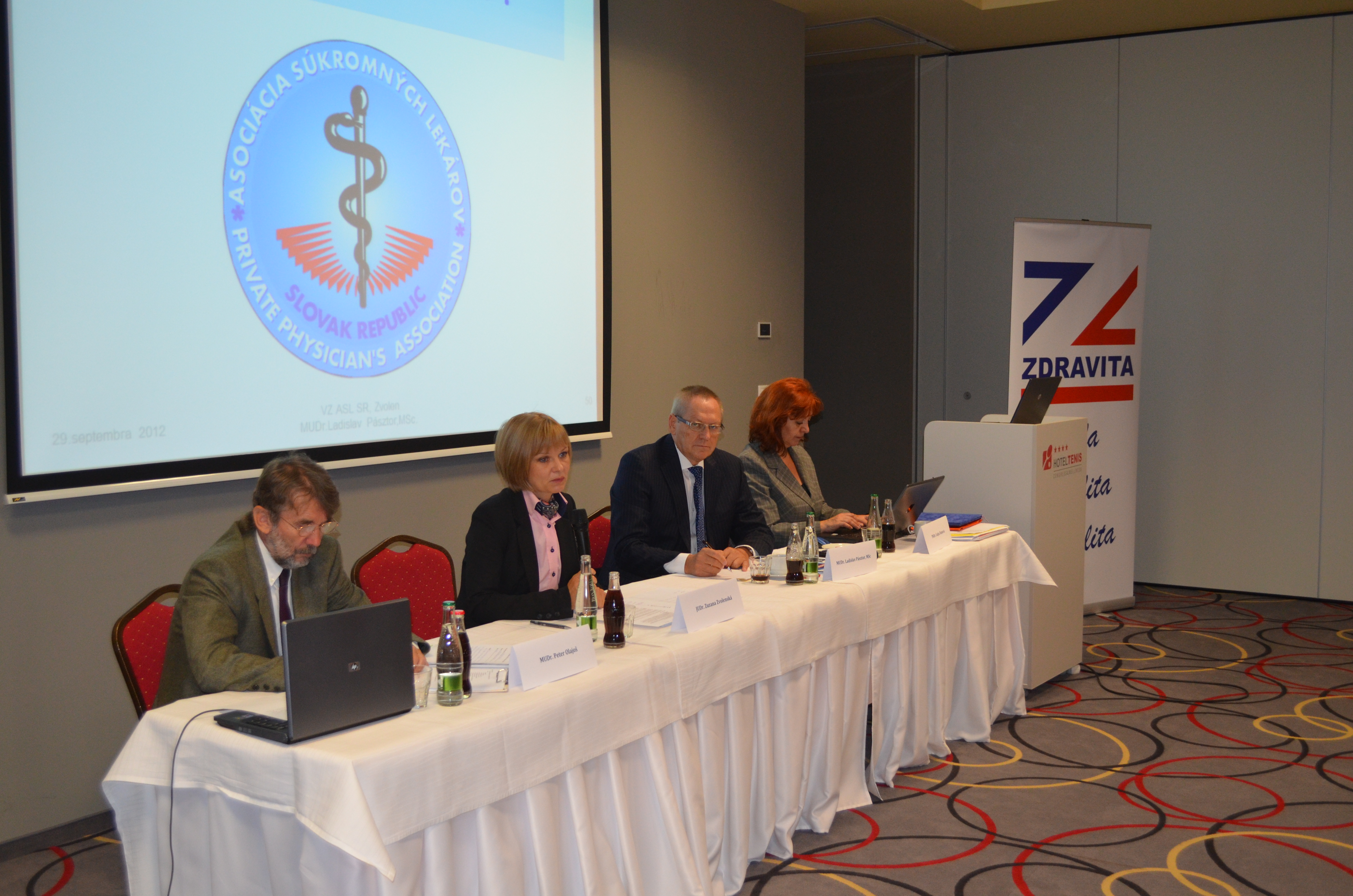 Valného zhromaždenia ASL SR sa zúčastnila ministerka zdravotníctva Zuzana Zvolenská a prezident Slovenskej lekárskej komory Mari